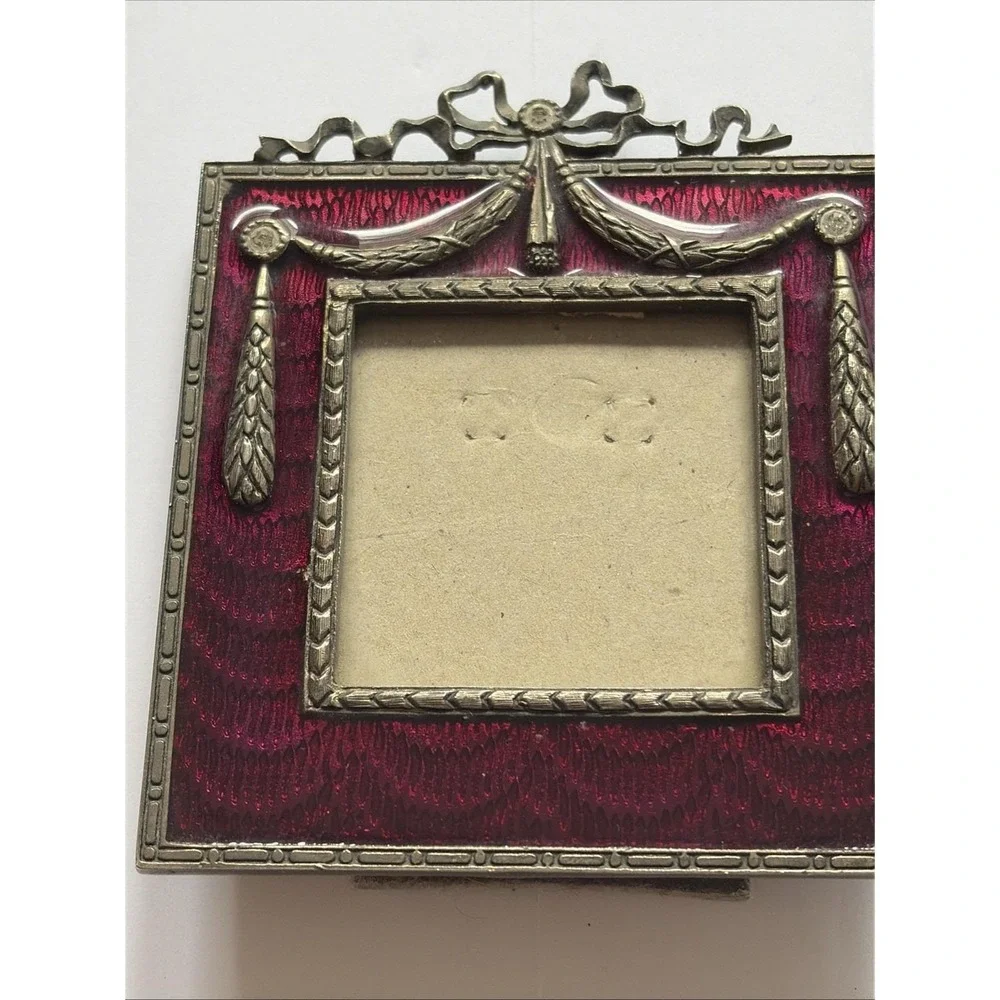 Vintage 1989 Terragrafics magenta/fuchsia Enamel‎ Square Small Picture Frame